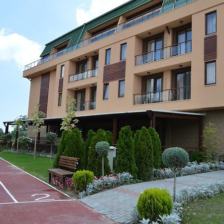 Camp And Pool Hotel Kranevo Buitenkant foto